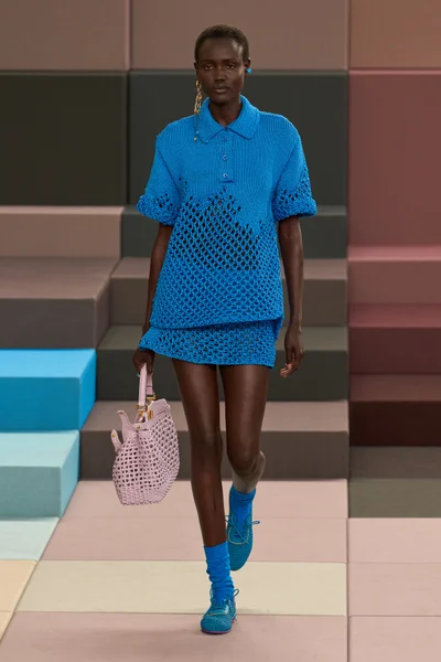 Look 32